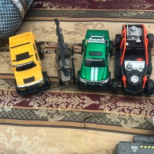 Toy cars barely used like nice